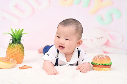 台州宝宝在妈妈肚子里